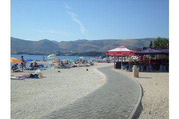 Kroatia Privát Okrug Gornji, Eksteriør